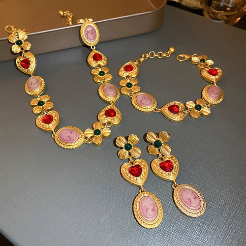 Medieval Rhinestone Flower Heart Drop Necklace Set