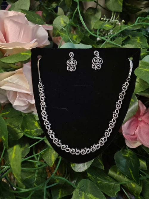 Elegant Silver Swirl Crystal Jewelry Set