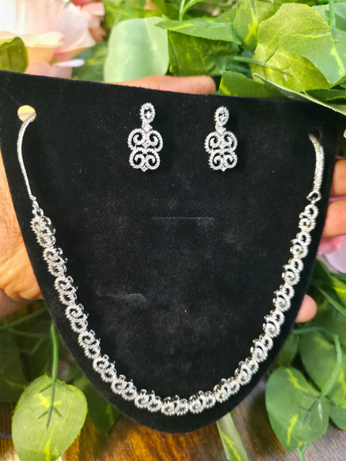 Elegant Silver Swirl Crystal Jewelry Set
